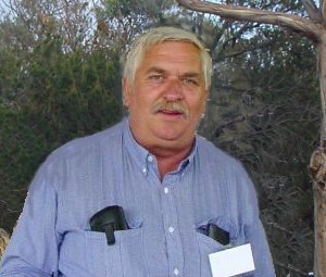 clemens.jpg (21780 bytes)